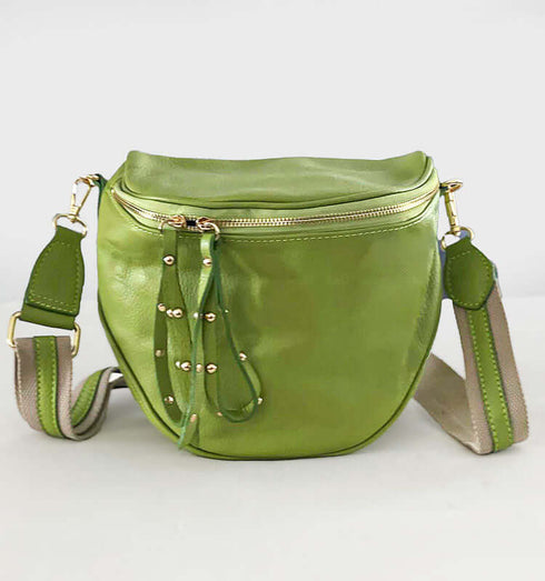 פאוץ' עור איטלקי מובחר בגוון ירוק לימוני עם רצועה תואמת