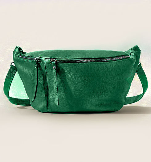 פאוץ עור איטלקי מובחר בגוון ירוק עם רצועה תואמת