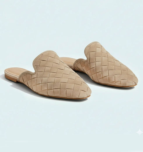 כפכף ז'אמש קלוע בגוון בז' ניוד, טרנדי נוח ואיכותי