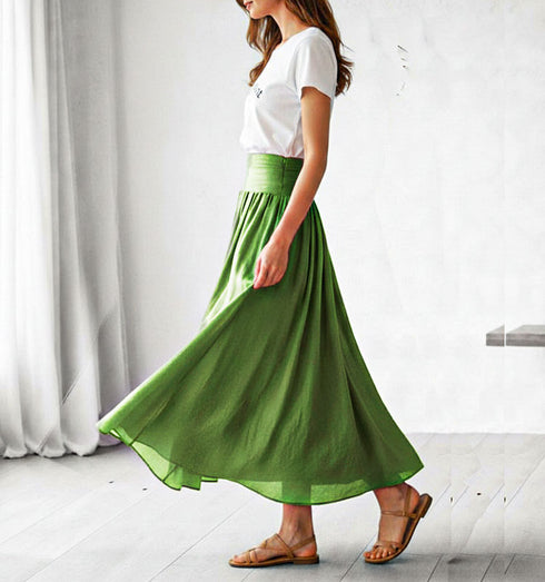 חצאית שיפון ירוקה עם בטנת לייקרה ורצועת כותנת גומי למותניים