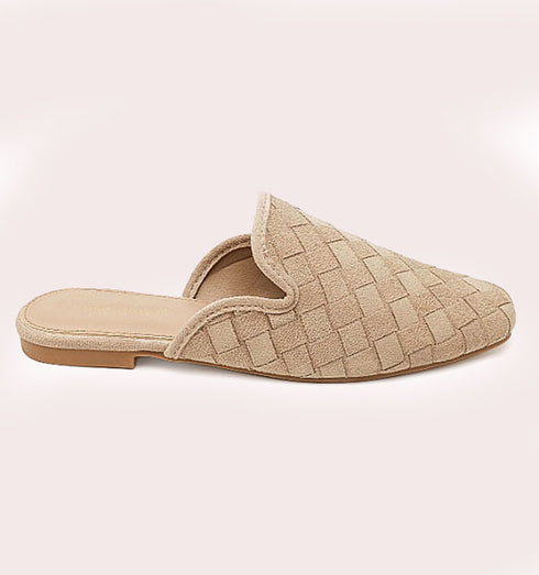 כפכף ז'אמש קלוע בגוון בז' ניוד, טרנדי נוח ואיכותי