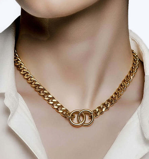 שרשרת עיגולים משולבים עשוי מתכת בגוון מוזהב