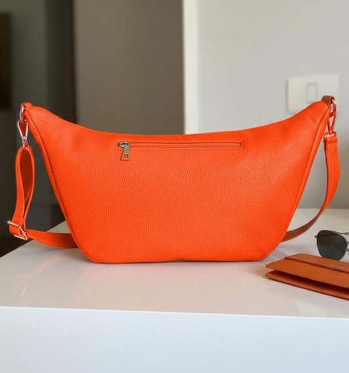 פאוץ' עור איטלקי כתום - פאוץ' אופנתי לתליה על המותן או הכתף בגוון כתום