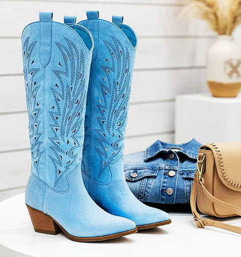 מגף תכלת - מגפי זאמש קייציים מעוטרים בגוון כחול בהיר