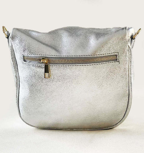 פאוץ' עור איטלקי כסוף - פאוץ' כסוף מעור איטלקי מובחר עם רצועה תואמת - MIKAI