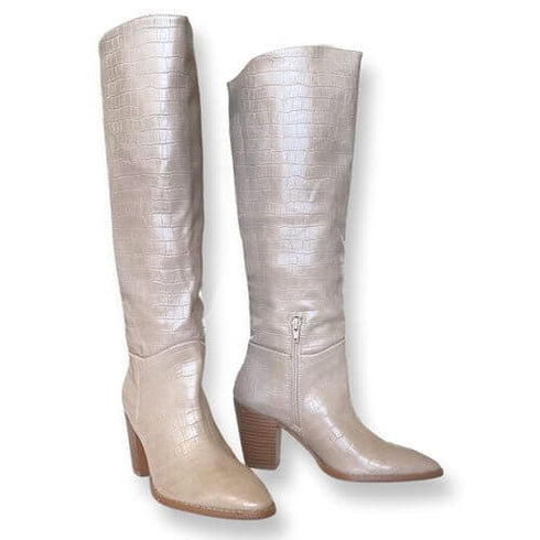 מגפיים בגוון קרמי - מגף אופנתי עם סוליית עור ועקב גבוהה - MIKAI