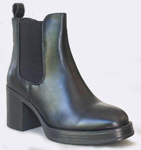 מגפון עור לייקרה שחור - MIKAI