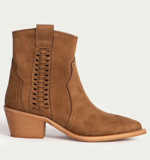 מגפון עור ז'אמש בגוון חום - מגפוני בוקרים מסוגננות מעור ז'אמס בצבע חום שוקולד - MIKAI