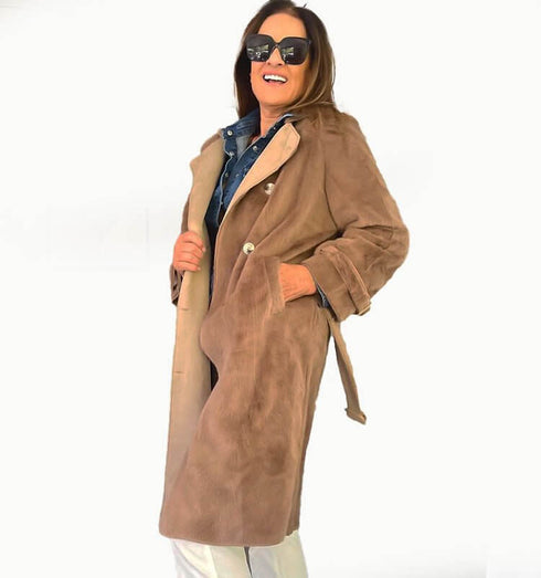 'מעיל פרווה ארוך בגוון בז - MIKAI