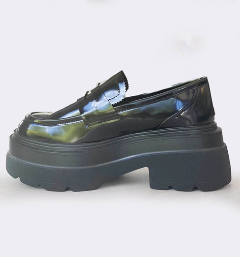 נעלי קולג' שחורות - MIKAI