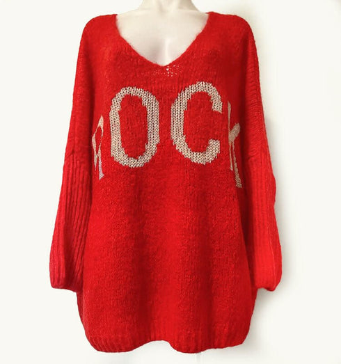 סריג וי אדום עם הדפס רוק - MIKAI