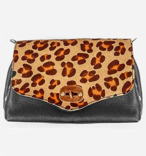 תיק צד מעור שחור ומכסה פרווה מנומר - MIKAI