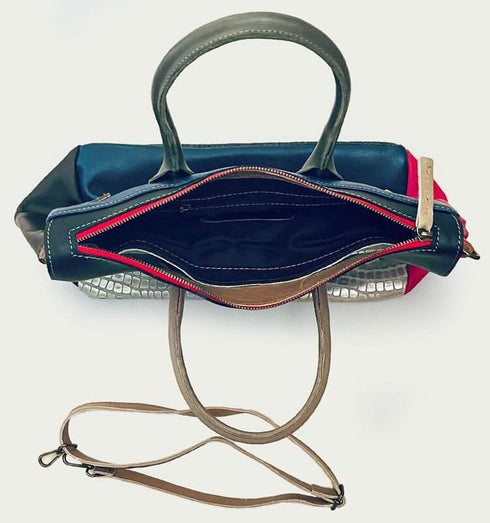 תיק עור כחול\כסף - תיק מעצבים מעור איטלקי מובחר בשלל צבעים עם רצועה לכתף - MIKAI